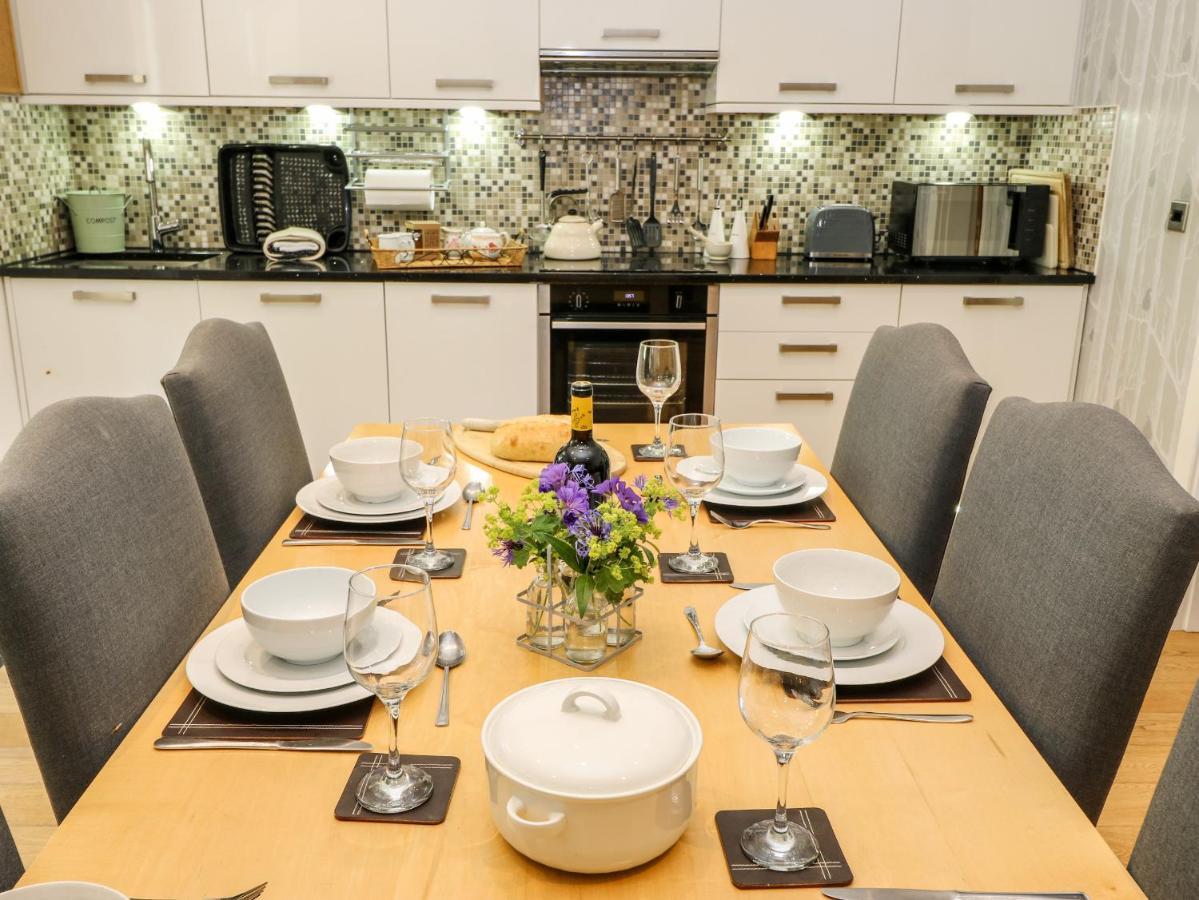 הולמפירת' Sunnyside Villa מראה חיצוני תמונה